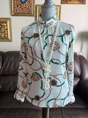 White House Black Market Green & White Chain-Print High-Neck Blouse